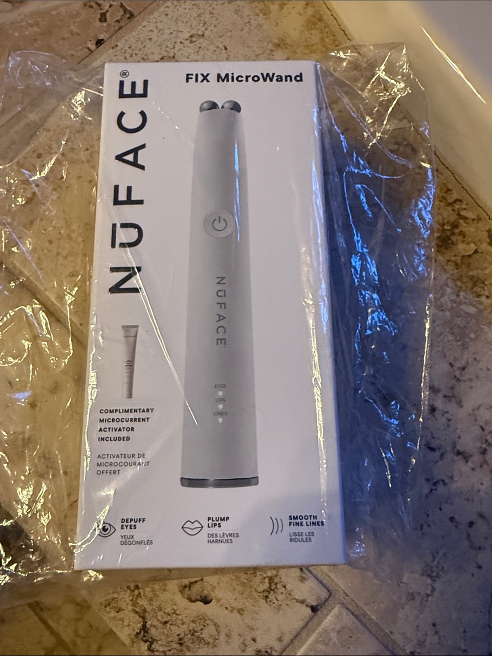 NuFace FIX MicroWand Eye & Lip Microcurrent Device — White